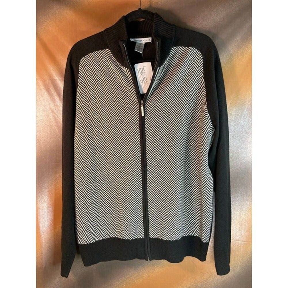 Gently worn Geoffrey Beene L zip up sweater houndstooth
